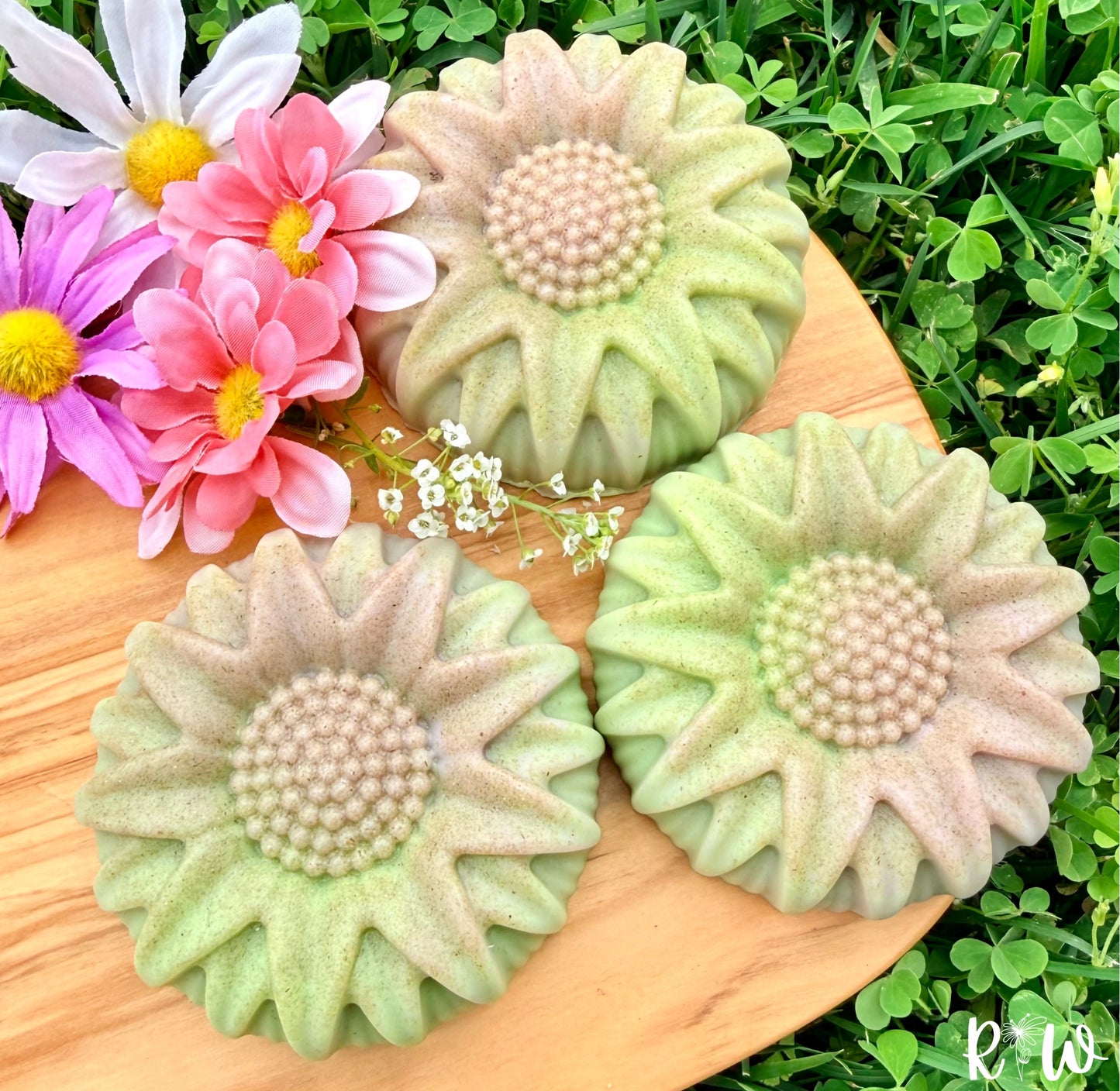 Blooming Lilac Handcrafted M&P Soap